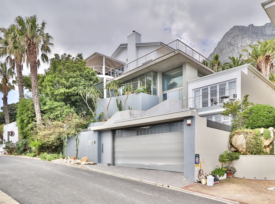 5 Bedroom Property for Sale in Camps Bay Western Cape